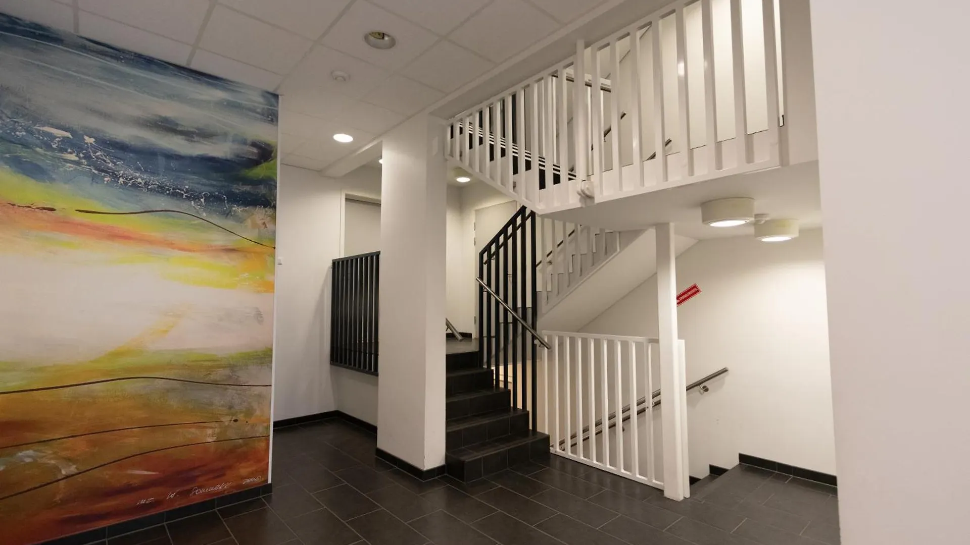 Modern Comfort In The Heart Of Bergen Apartment