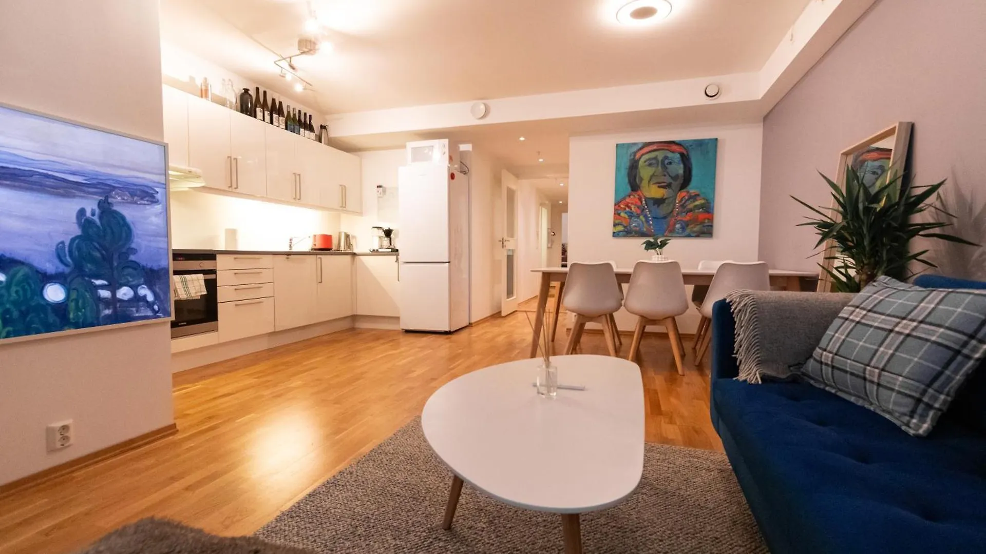 Modern Comfort In The Heart Of Bergen Norway